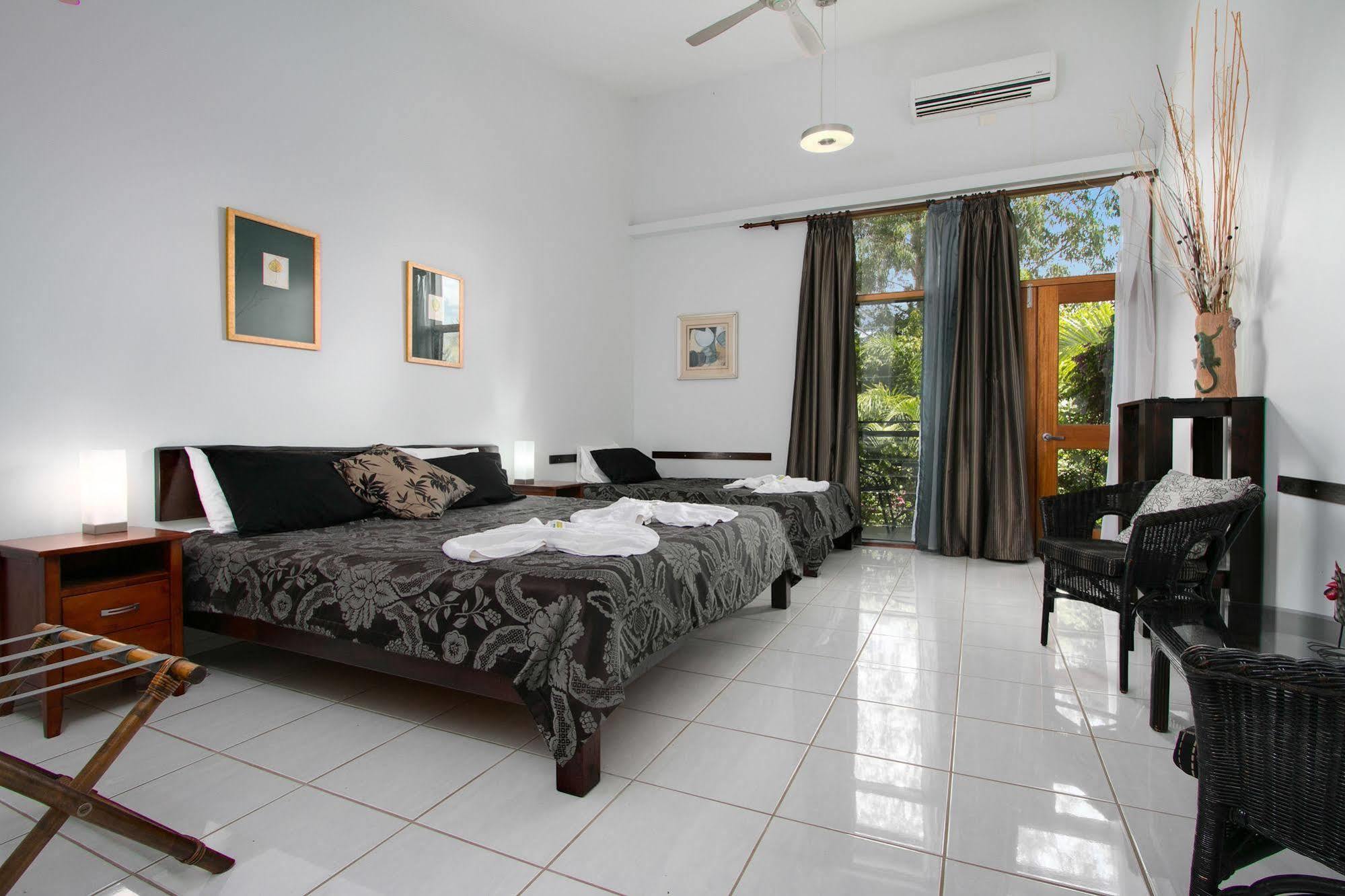 Bed and Breakfast Daintree Wild Bed & Breakfast Екстер'єр фото